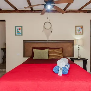 2* Gasthuis Primitive Selfcheck-in Adults Only