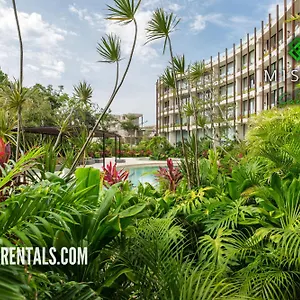Mistiq Gardens Apartamento